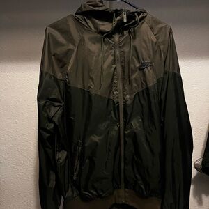 Nike Men's Olive Green Wind breaker